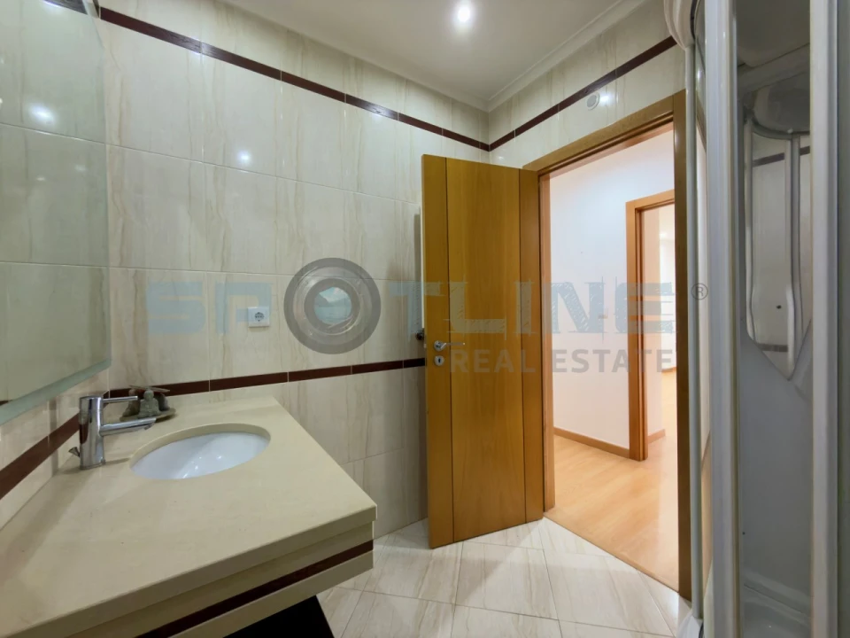 Apartamento T3 para Venda em Odivelas Foto 54