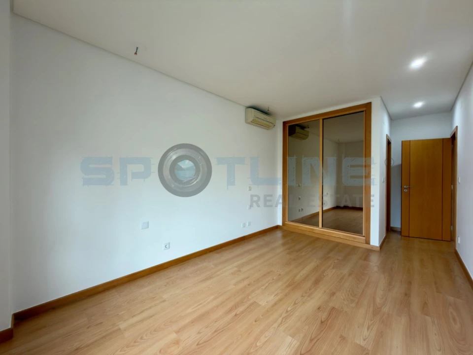 Apartamento T3 para Venda em Odivelas Foto 66