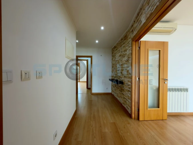 Apartamento T3 para Venda em Odivelas Foto 11
