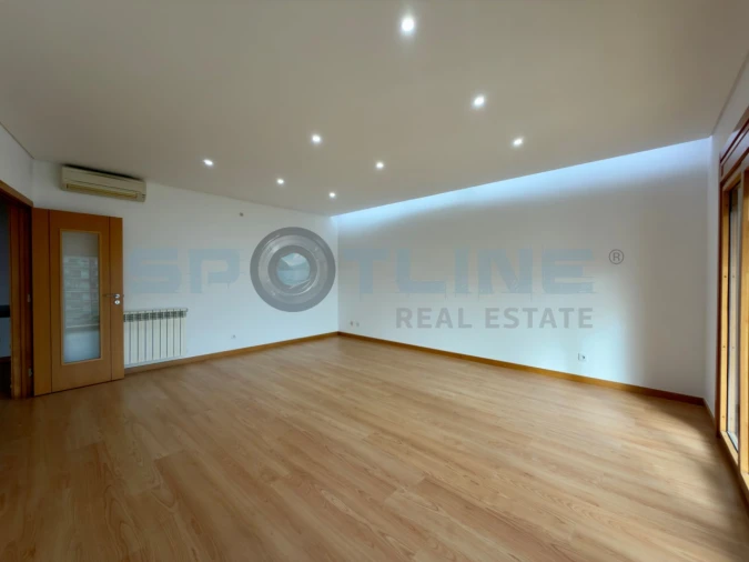 Apartamento T3 para Venda em Odivelas Foto 19