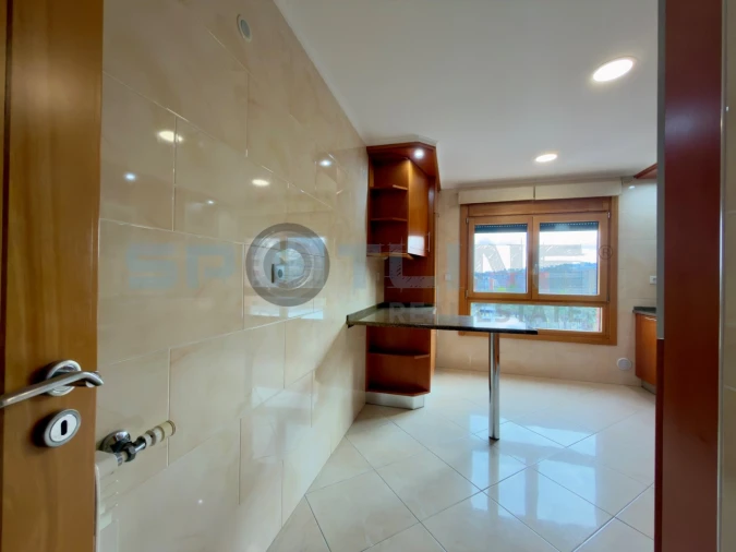 Apartamento T3 para Venda em Odivelas Foto 23