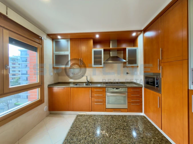 Apartamento T3 para Venda em Odivelas Foto 31