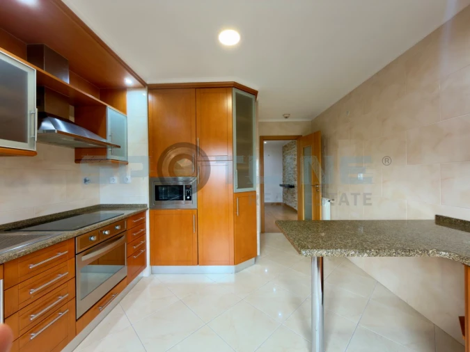 Apartamento T3 para Venda em Odivelas Foto 33