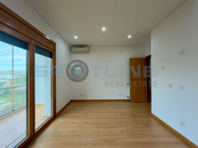 Apartamento T3 para Venda em Odivelas Foto 41