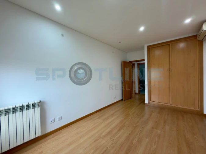Apartamento T3 para Venda em Odivelas Foto 49
