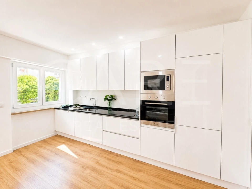 Apartamento T3 para Venda em Benfica Foto 5