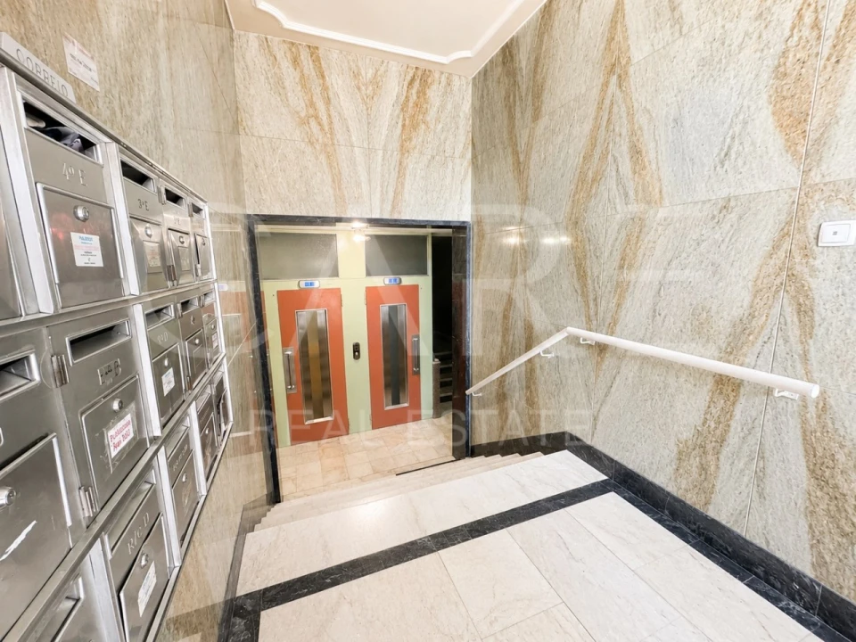 Apartamento T3 para Venda em Benfica Foto 26