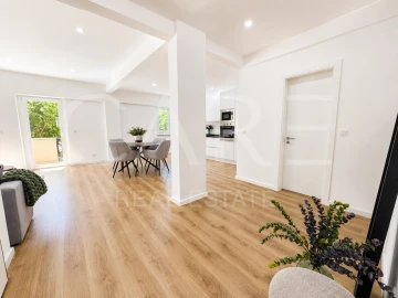 Apartamento T3 para Venda em Benfica