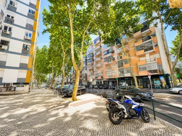 Apartamento T3 para Venda em Benfica