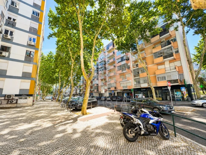 Apartamento T3 para Venda em Benfica Foto 27