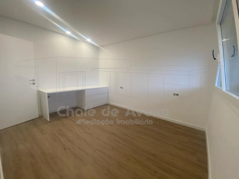 Moradia T3 para Venda em Gafanha da Nazaré Foto 4