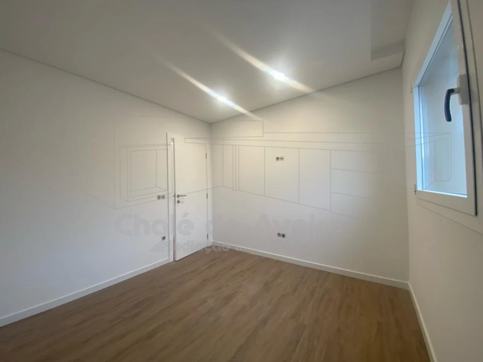 Moradia T3 para Venda em Gafanha da Nazaré Foto 8