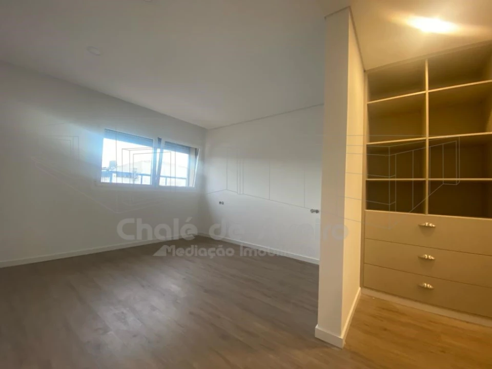 Moradia T3 para Venda em Gafanha da Nazaré Foto 11