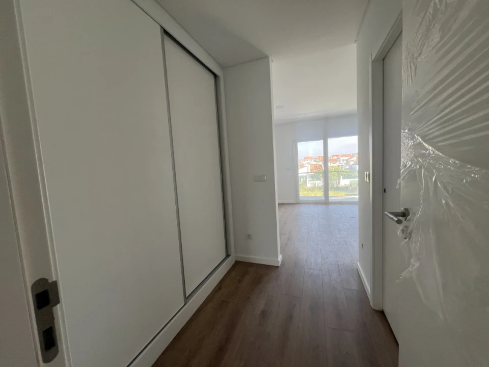 Moradia T4 para Venda em Fernao Ferro Foto 13