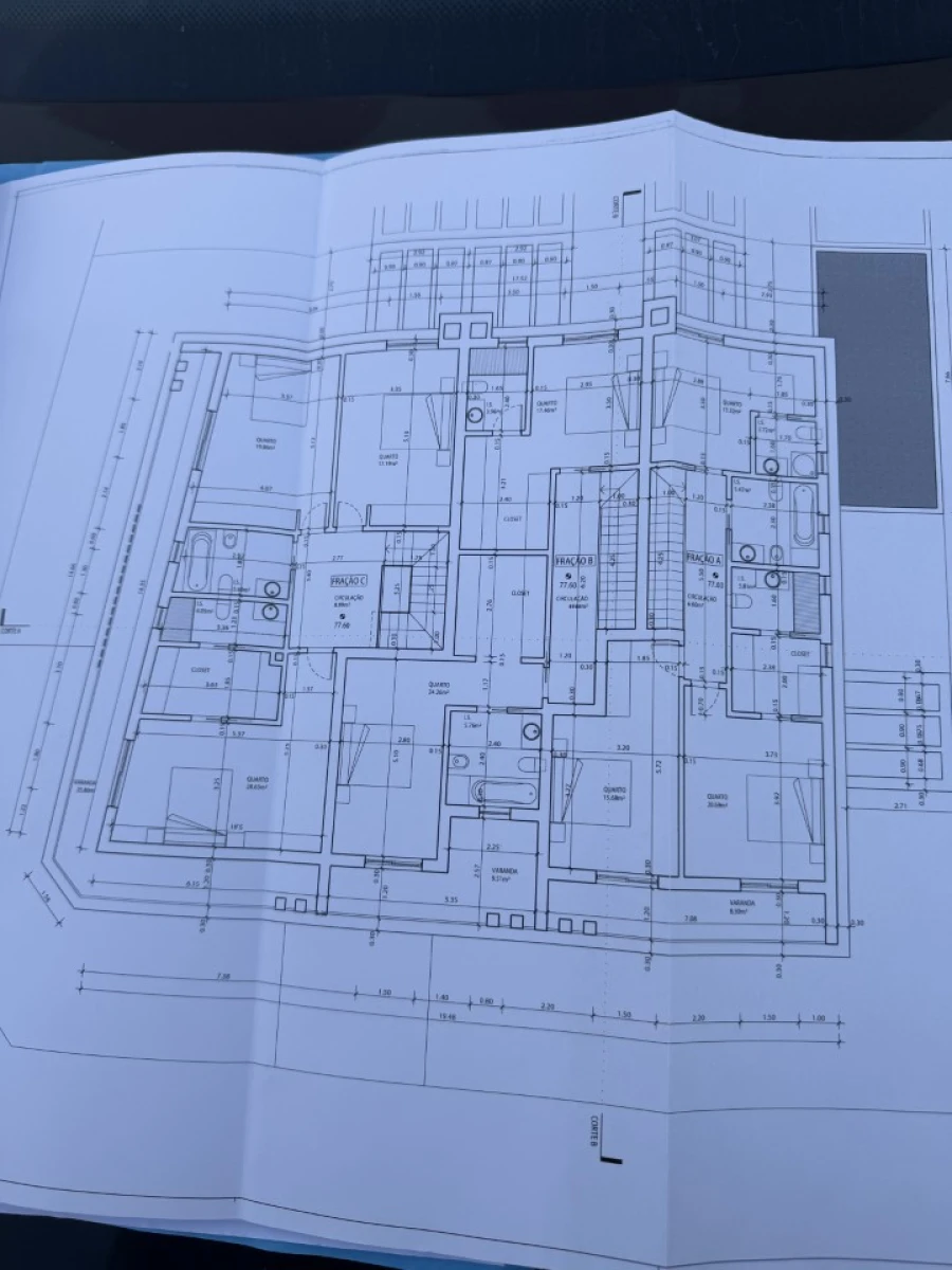 Moradia T4 para Venda em Fernao Ferro Planta 1
