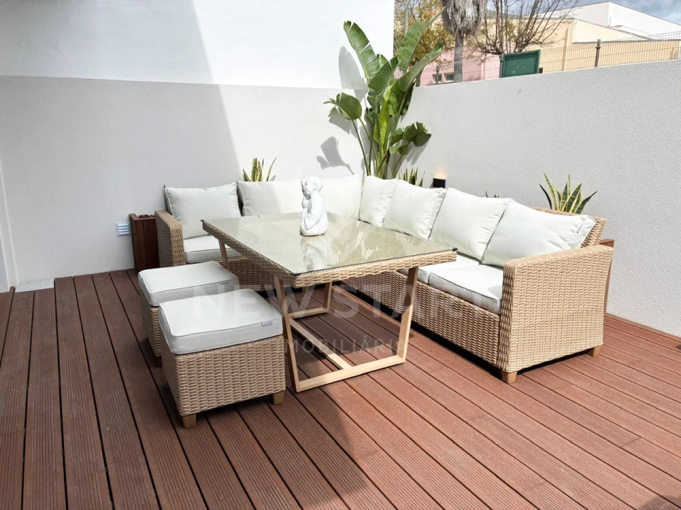 Moradia T3 para Venda em Quelfes Foto 1