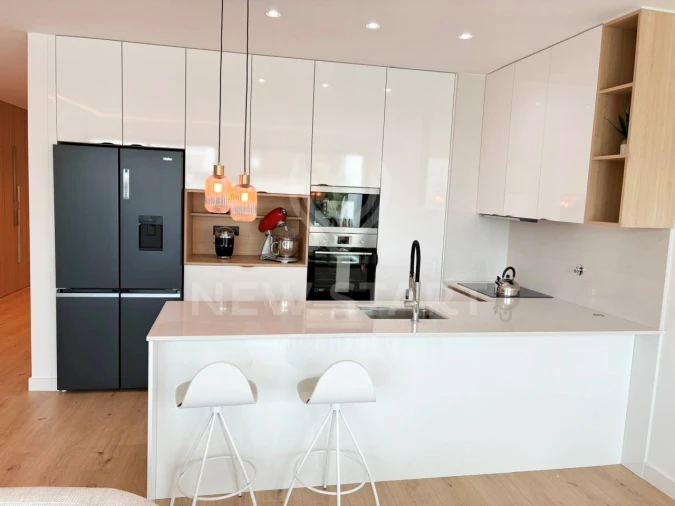 Moradia T3 para Venda em Quelfes Foto 4