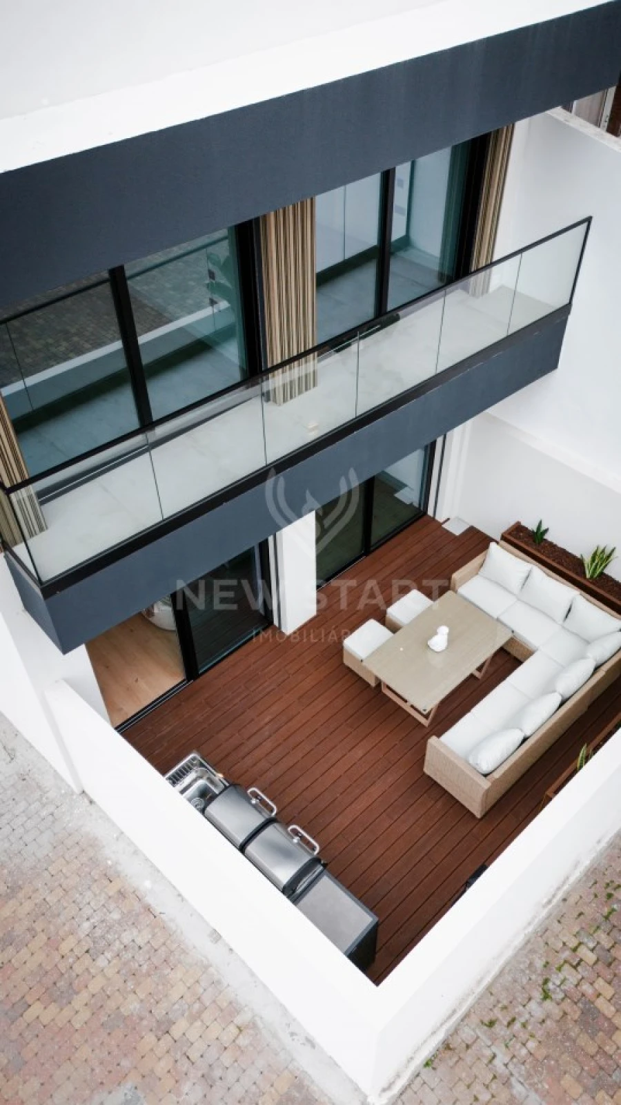 Moradia T3 para Venda em Quelfes Foto 28