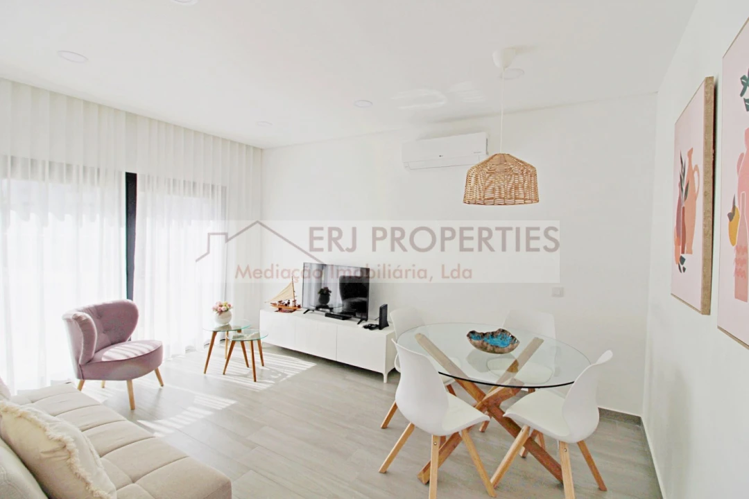 Apartamento T2 para Venda em Vila Nova de Cacela Foto 2