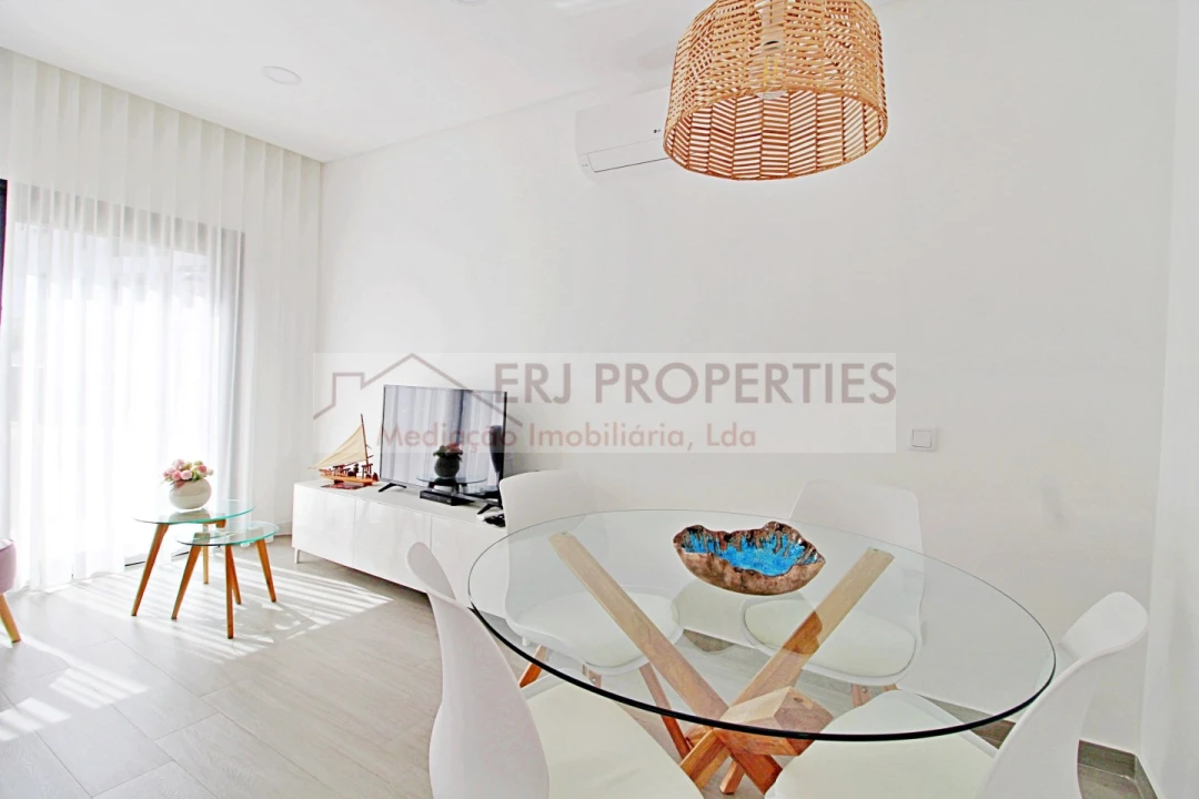 Apartamento T2 para Venda em Vila Nova de Cacela Foto 3