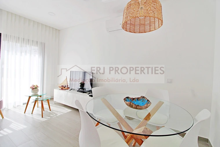 Apartamento T2 para Venda em Vila Nova de Cacela Foto 3