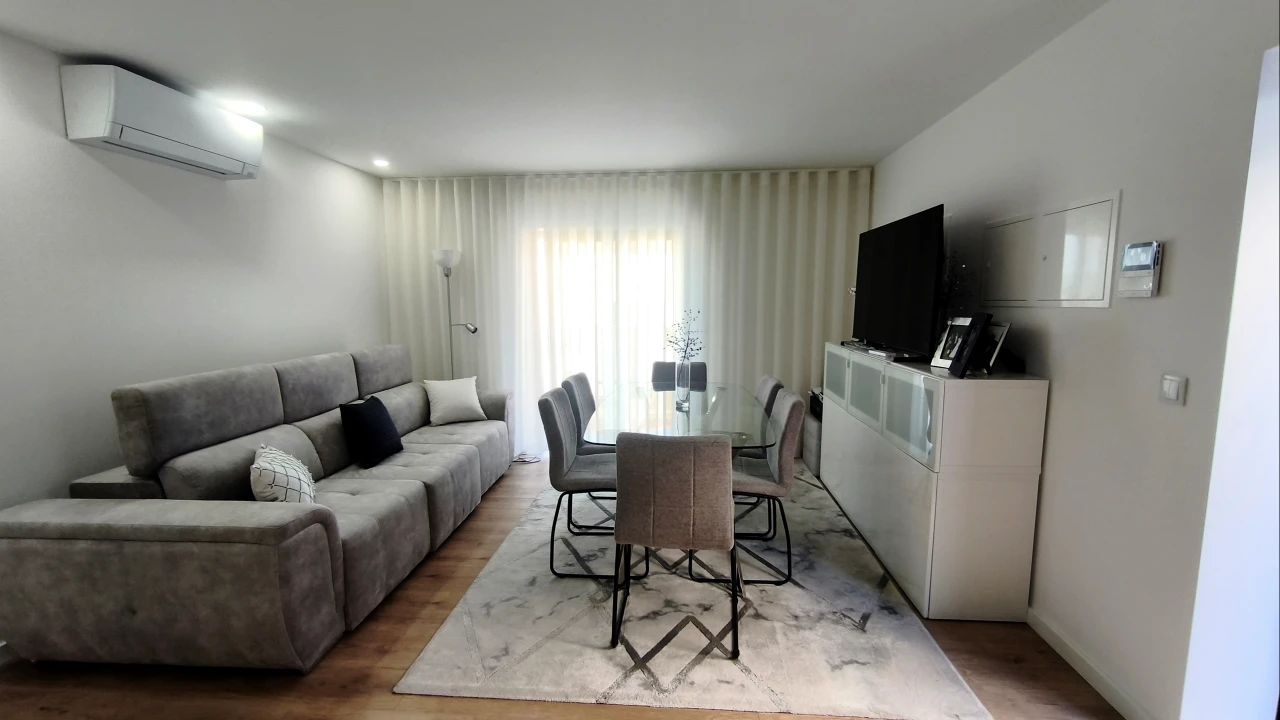 Apartamento T1 para Venda em Travassos Foto 11
