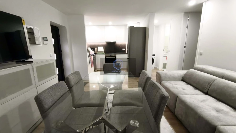 Apartamento T1 para Venda em Travassos Foto 2