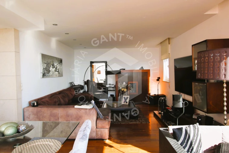 Apartamento T3 para Venda em Costa da Caparica Foto 4