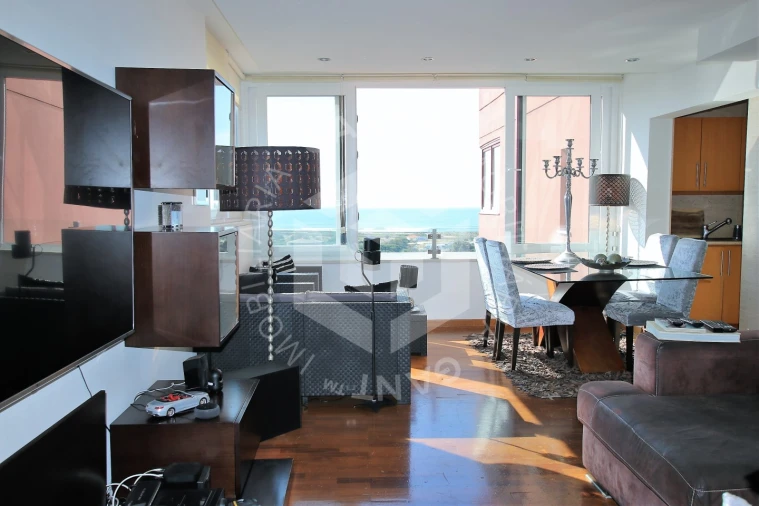 Apartamento T3 para Venda em Costa da Caparica Foto 3