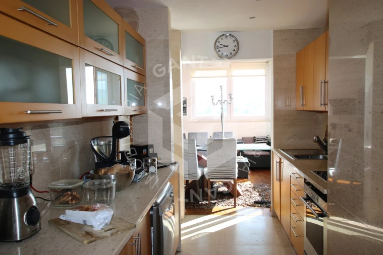 Apartamento T3 para Venda em Costa da Caparica Foto 8