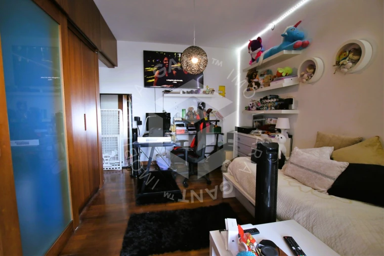 Apartamento T3 para Venda em Costa da Caparica Foto 31