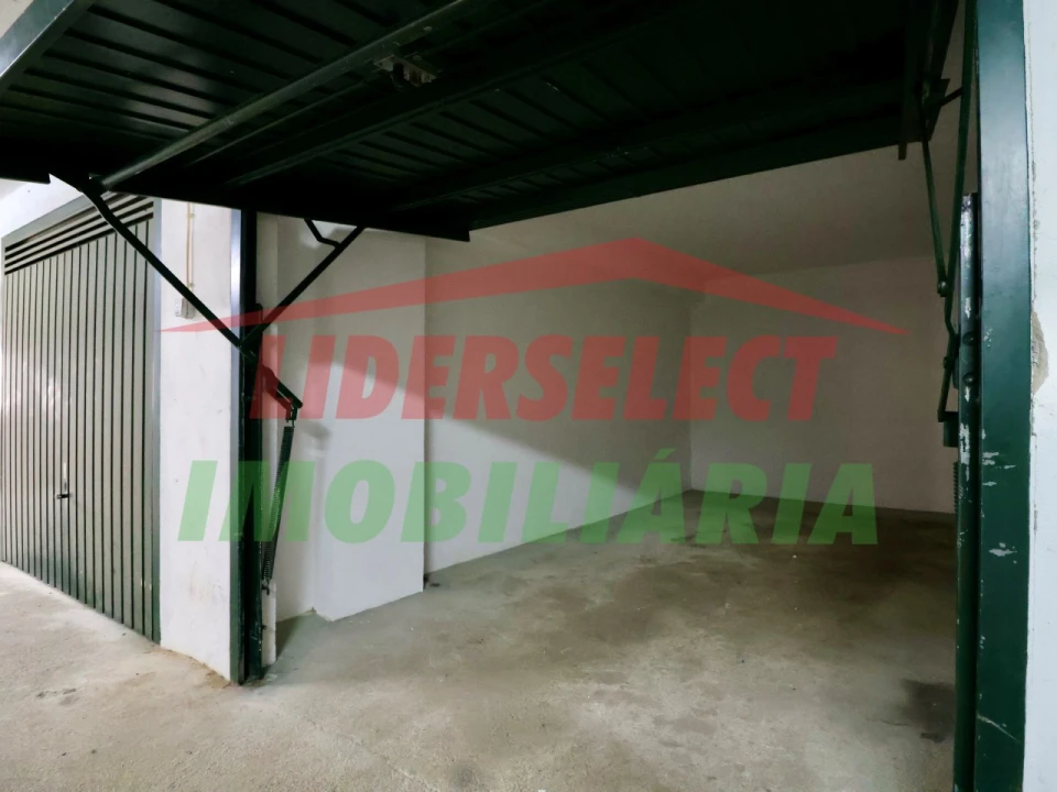 Apartamento T2 para Venda em Malveira e São Miguel de Alcainça Foto 23