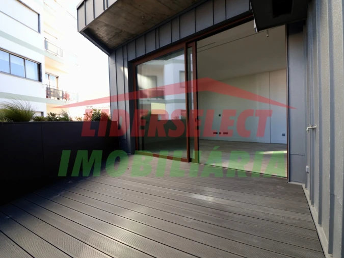 Apartamento T2 para Venda em Lourinhã e Atalaia Foto 25