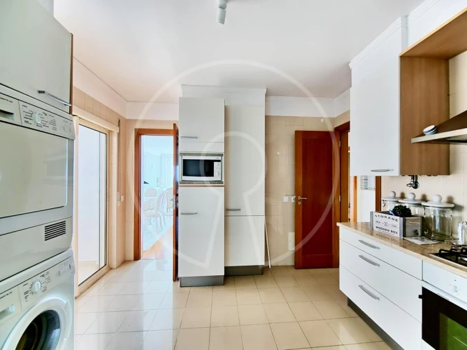 Apartamento T2 para Arrendamento em Oeiras e São Julião da Barra, Paço de Arcos e Caxias Foto 9