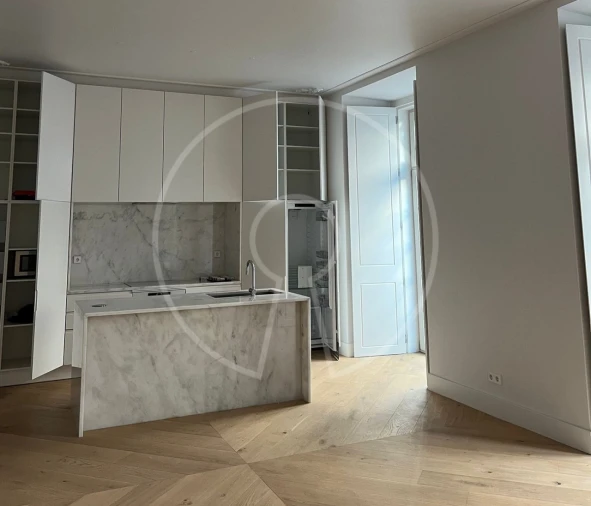 Apartamento T2 para Venda em Santa Maria Maior Foto 2