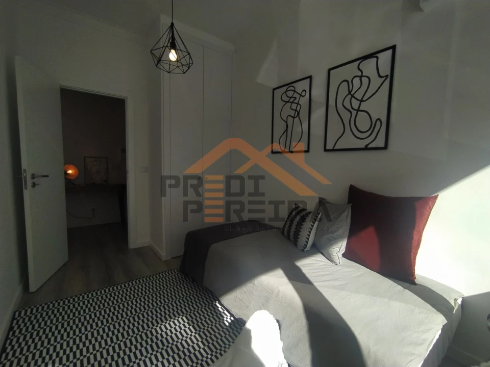 Apartamento T3 para Venda em Benfica Foto 12