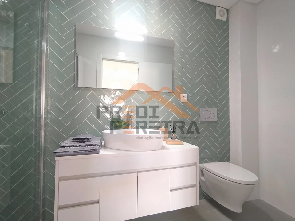 Apartamento T3 para Venda em Benfica Foto 18