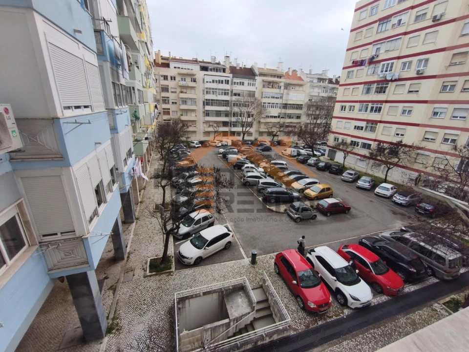Apartamento T3 para Venda em Benfica Foto 8