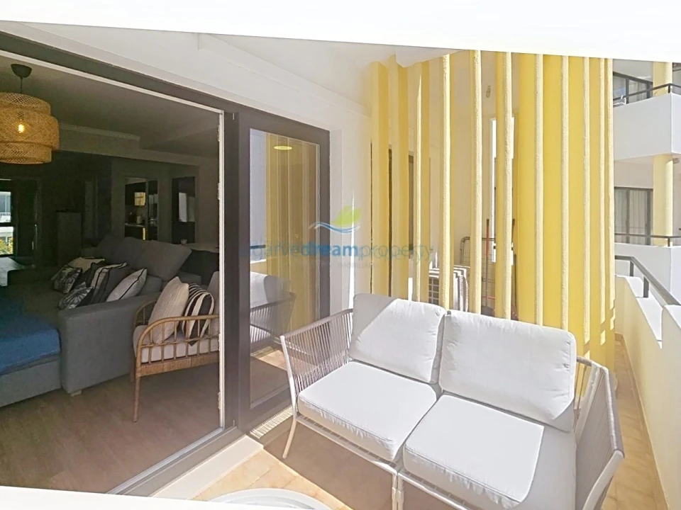 Apartamento T1 para Venda em Quarteira Foto 14