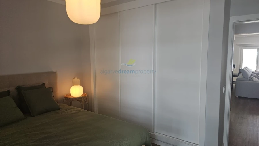 Apartamento T1 para Venda em Quarteira Foto 6