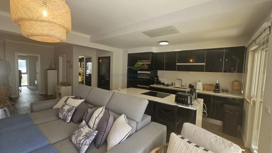 Apartamento T1 para Venda em Quarteira Foto 2