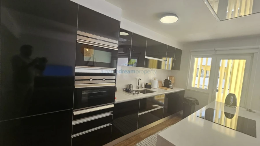 Apartamento T1 para Venda em Quarteira Foto 11