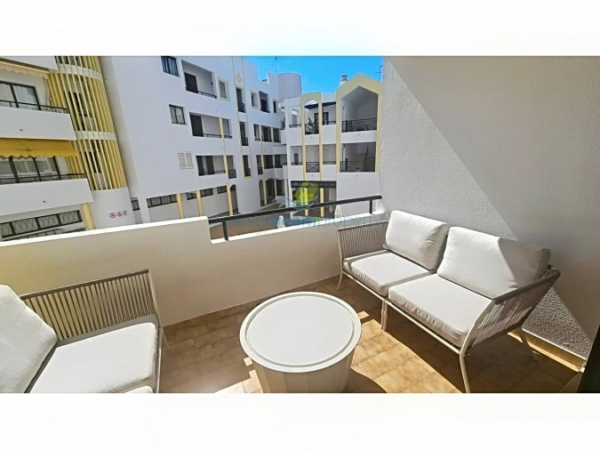 Apartamento T1 para Venda em Quarteira Foto 16