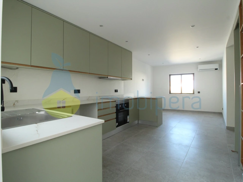 Apartamento T3 para Venda em Lagoa e Carvoeiro Foto 1