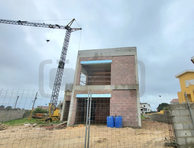 Moradia T4 para Venda em São João Baptista e Santa Maria dos Olivais Foto 8