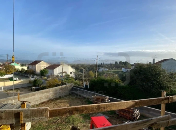 Moradia T4 para Venda em São João Baptista e Santa Maria dos Olivais Foto 11