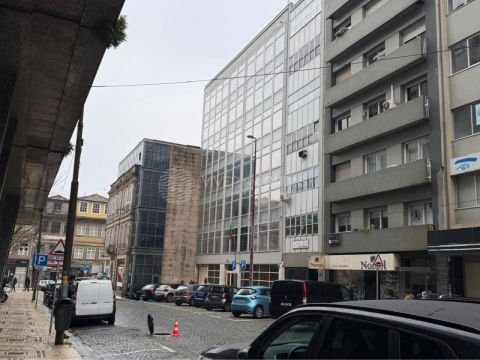 Apartamento para Venda em Cedofeita, Santo Ildefonso, Sé, Miragaia, São Nicolau e Vitória Foto 17