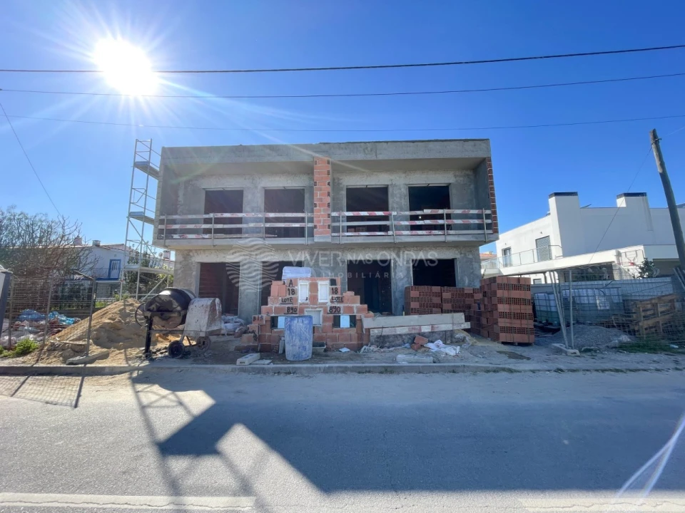 Moradia T4 para Venda em Fernao Ferro Foto 7