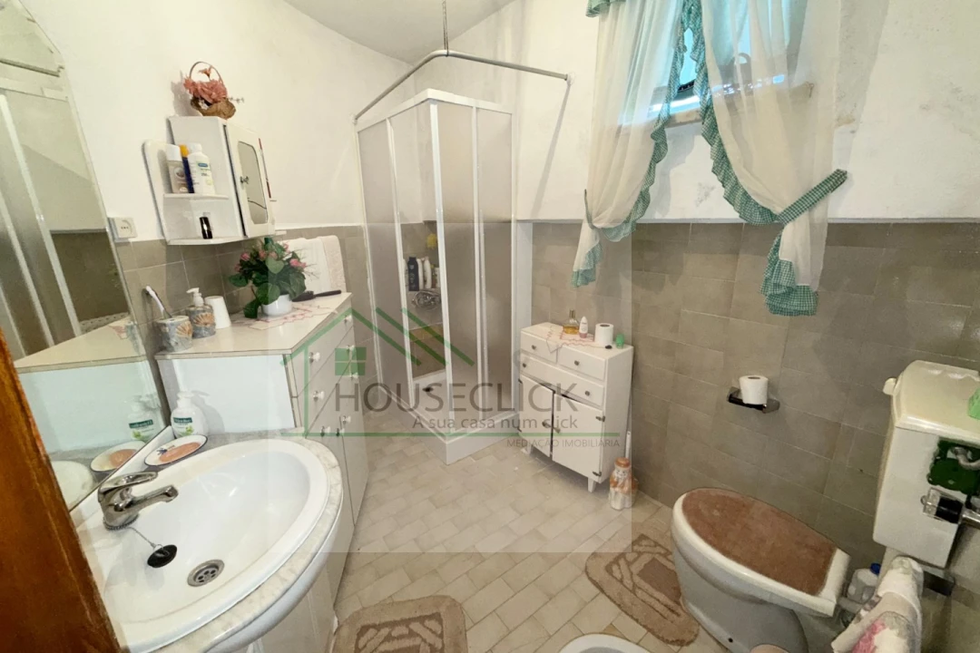 Moradia T4 para Venda em Monfortinho e Salvaterra do Extremo Foto 14