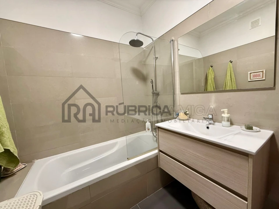 Apartamento T2 para Venda em Loule (São Clemente) Foto 26